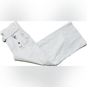 Gloria Vanderbilt White Copped Wide-Leg Jeans with Belt